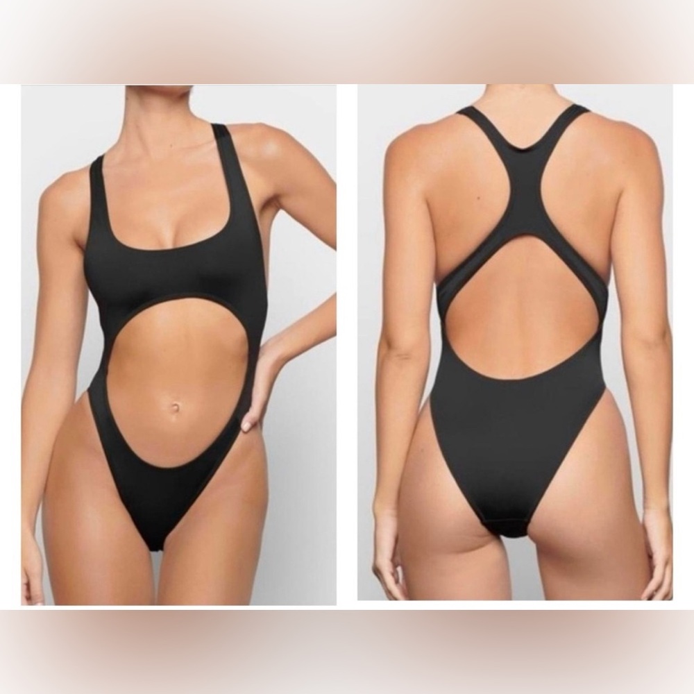 SKIMS Swim Black/Onyx Cutout Monokini